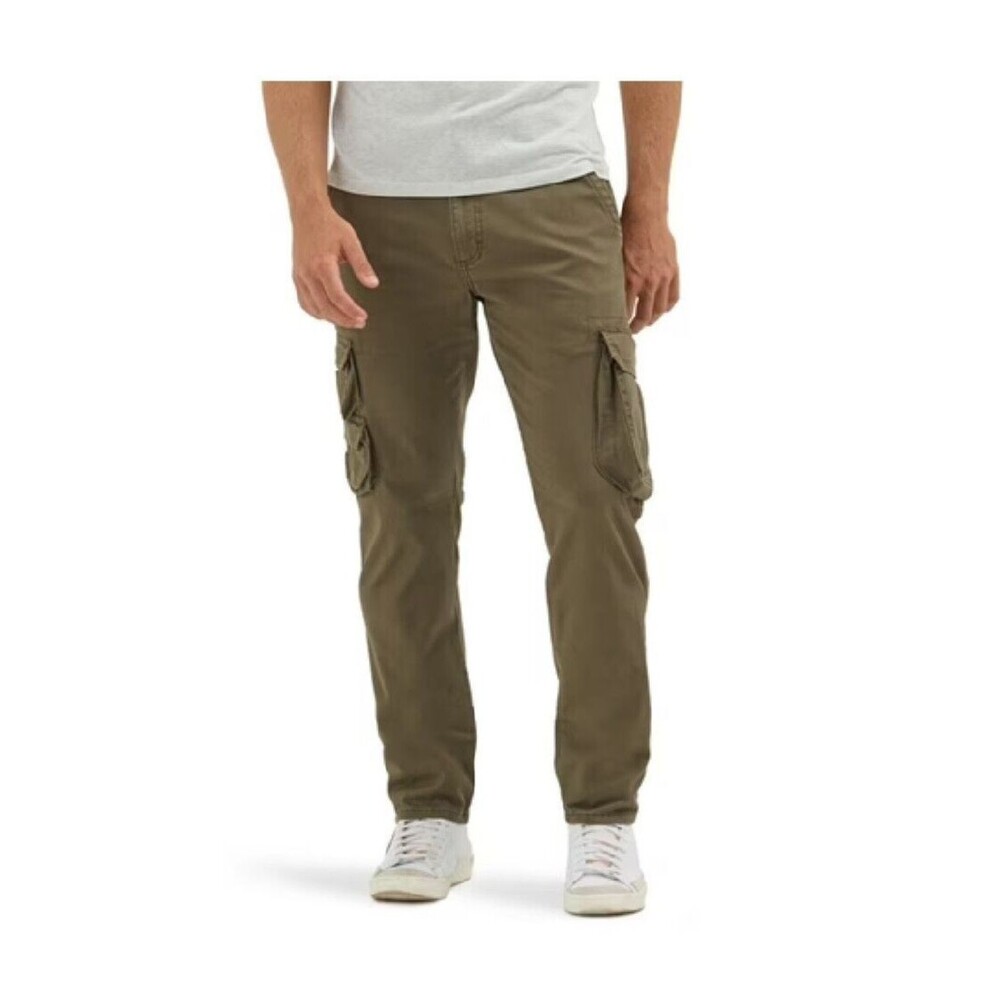 NWT Wrangler Mens 44x30 Tan Cargo Pants Regular Taper Stretch NEW